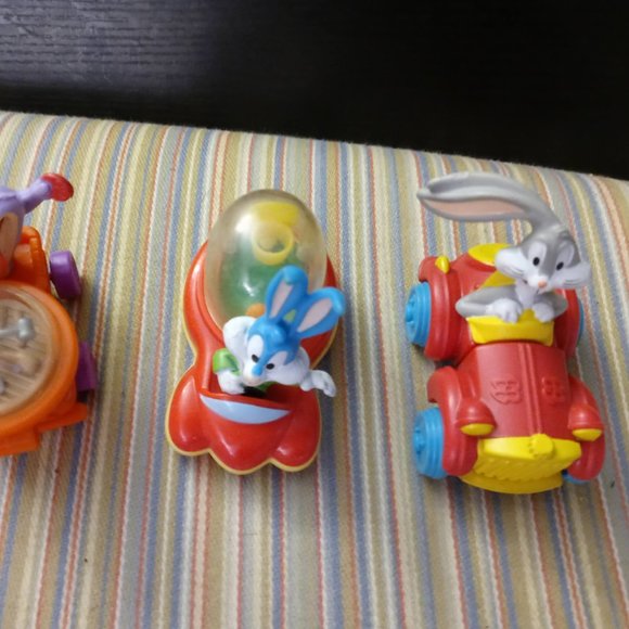 Vintage Tiny Toon Advenures / Looney Toon characters. 5 McDonalds toys - Picture 3 of 3